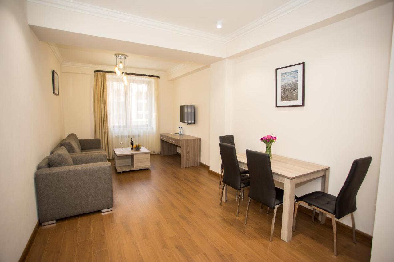 Welcome Yerevan Apartments ภายนอก รูปภาพ